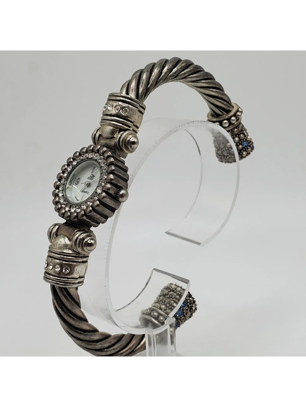 Stone Rhinestone Gem Quartz Watch Womens 22mm Silver Tone New Battery